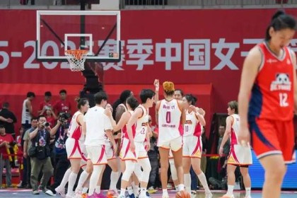 pp电子试玩-抢5定冠军！女篮霸主危险了，山东双子星哑火，篮协主席白跑一趟