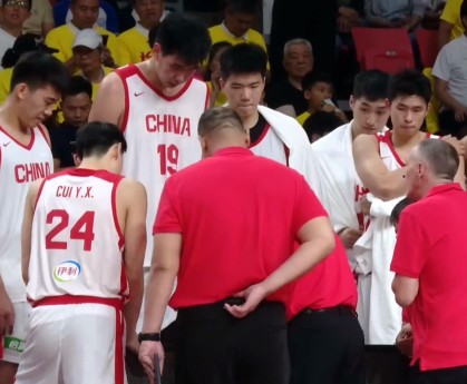 PP电子-中国男篮4分险胜！广东帮砍25+13，徐昕首秀爆发，王俊杰锁定首发